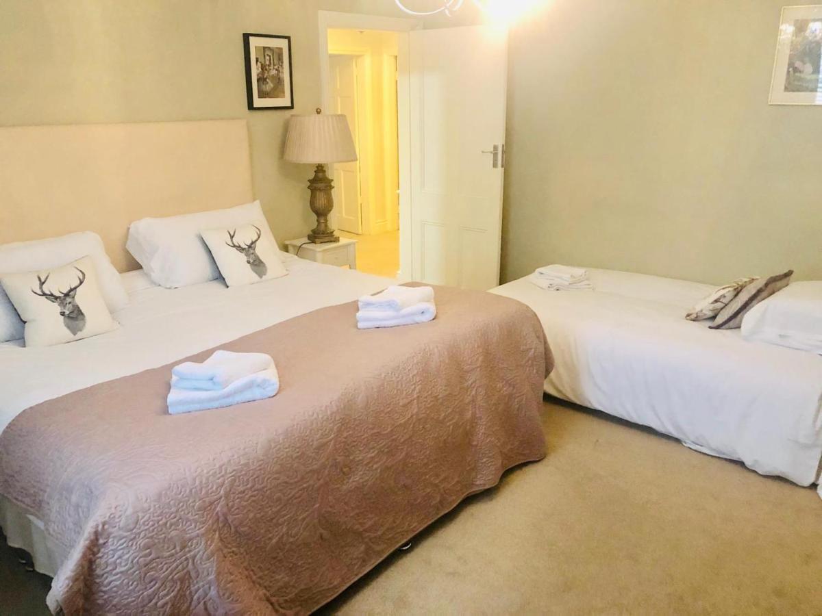Ilkley Central One Apartment Ngoại thất bức ảnh