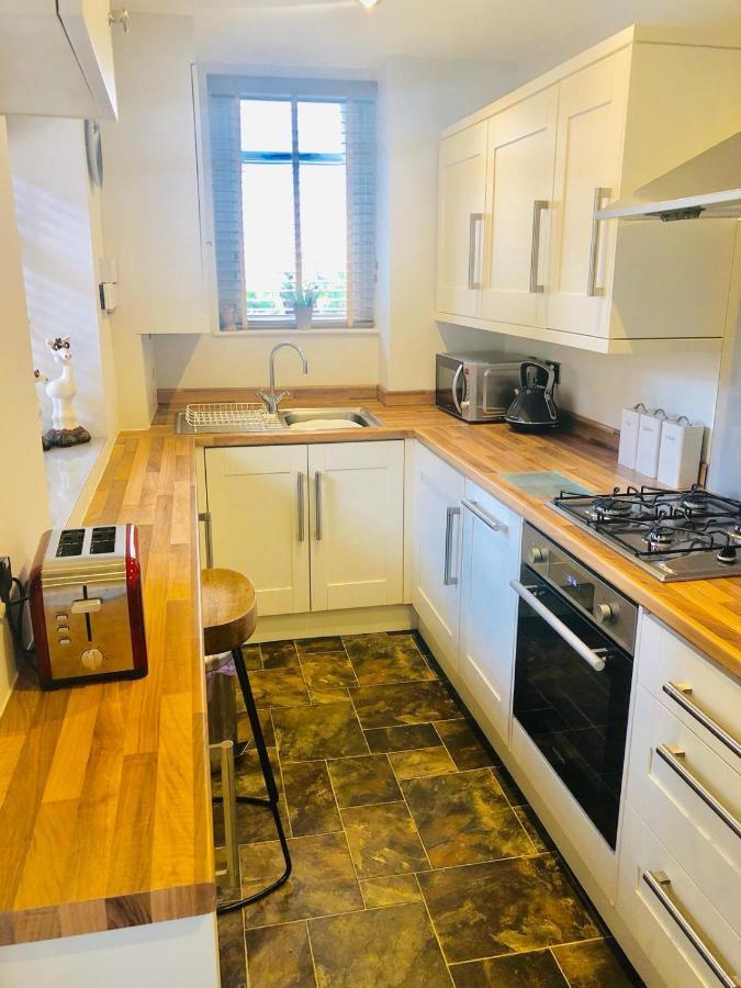 Ilkley Central One Apartment Ngoại thất bức ảnh
